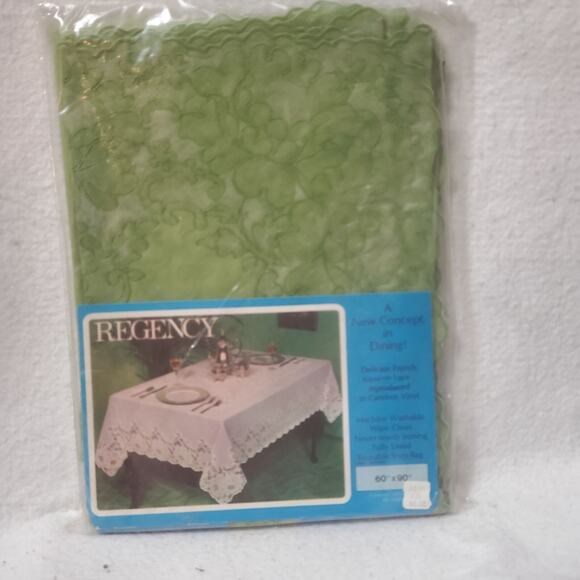 Vintage Regency Viynl Tablecloth 7-702-2 Avocado 60" x 90" Rectangle - Picture 1 of 9